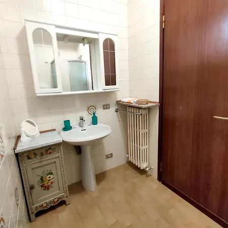 2 Bedrooms With Enclosed Garden And Wifi At 3 Km Away From The Διαμέρισμα