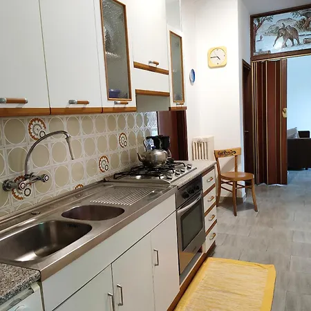 Διαμέρισμα 2 Bedrooms With Enclosed Garden And Wifi At 3 Km Away From The *